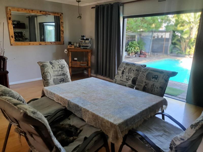 5 Bedroom Property for Sale in Parow North Western Cape